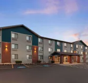 Super 8 by Wyndham Romeoville Bolingbrook hotel detail image 3