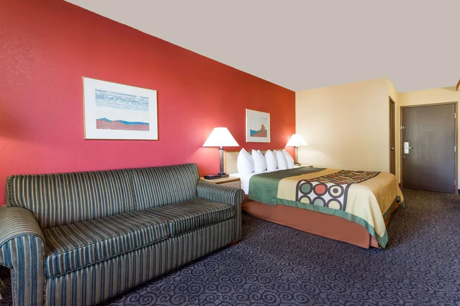 Super 8 by Wyndham Appleton hotel detail image 6