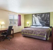 Super 8 by Wyndham Harrisonburg hotel detail image 7