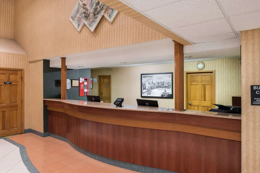 Super 8 by Wyndham Troy IL/St. Louis Area hotel detail image 2
