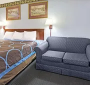 Super 8 by Wyndham Suwanee hotel detail image 4