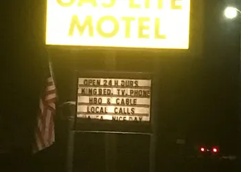 Gas Lite Motel hotel thumbnail 3