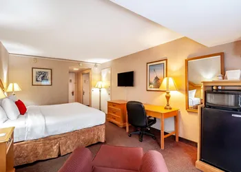 Red Lion Hotel Rosslyn Iwo Jima hotel thumbnail 7