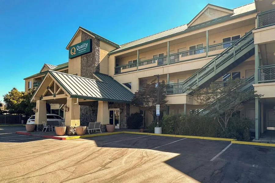 Quality Inn & Suites Livermore Wine Country hotel detail image 2