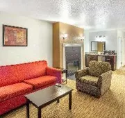 Quality Inn & Suites Tulare hotel detail image 3