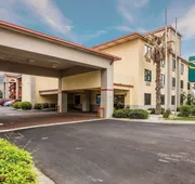 Quality Inn & Suites Ft. Jackson Maingate hotel detail image 4