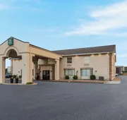 Quality Inn Saint Louis Airport hotel detail image 3