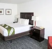 Quality Inn & Suites Everett hotel detail image 4