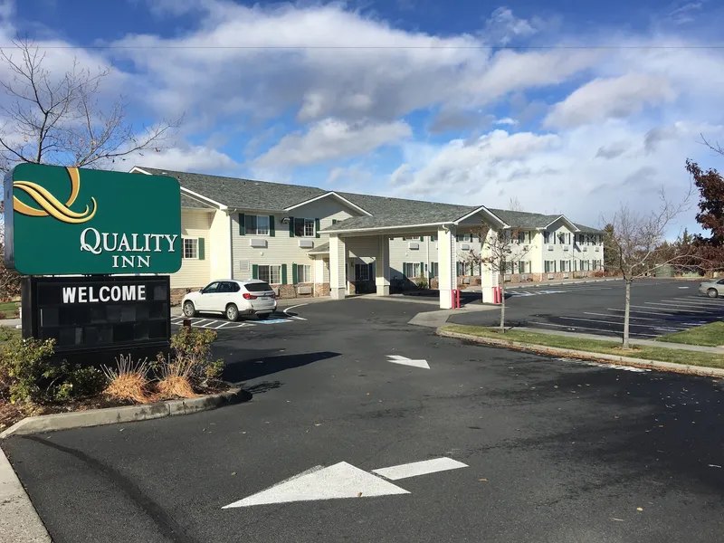 Quality Inn Bend North hotel detail image 2