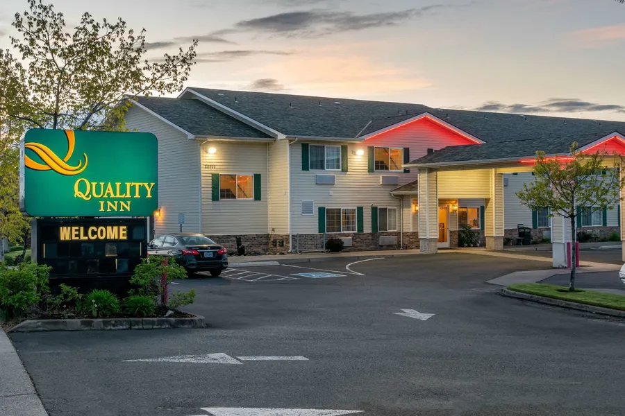 Quality Inn Bend North hotel detail image 6