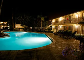 Ramada Conference Centr by Wyndham San Diego North hotel thumbnail 5