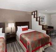 Ramada by Wyndham El Paso hotel detail image 5