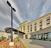 Holiday Inn Hotel & Suites Edmonton Airport & Conference Ctr by IHG hotel detail image 7