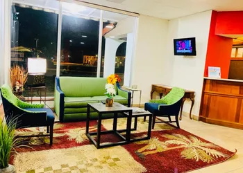 Ramada By Wyndham Walterboro hotel thumbnail 8