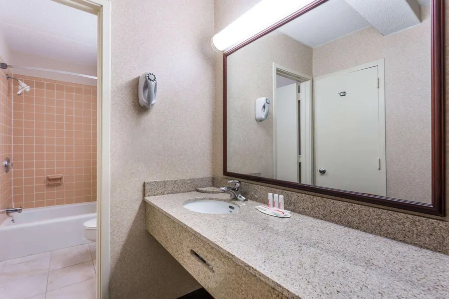 Ramada by Wyndham Triangle/Quantico hotel detail image 6