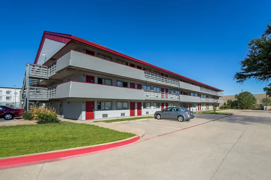 Red Roof Inn Dallas - DFW Airport North hotel detail image 2