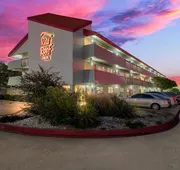 Red Roof Inn Dallas - DFW Airport North hotel detail image 4