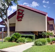 Red Roof Inn Pensacola – I-10 at Davis Highway hotel detail image 5