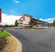 Red Roof Inn PLUS+ Nashville Airport hotel detail image 4