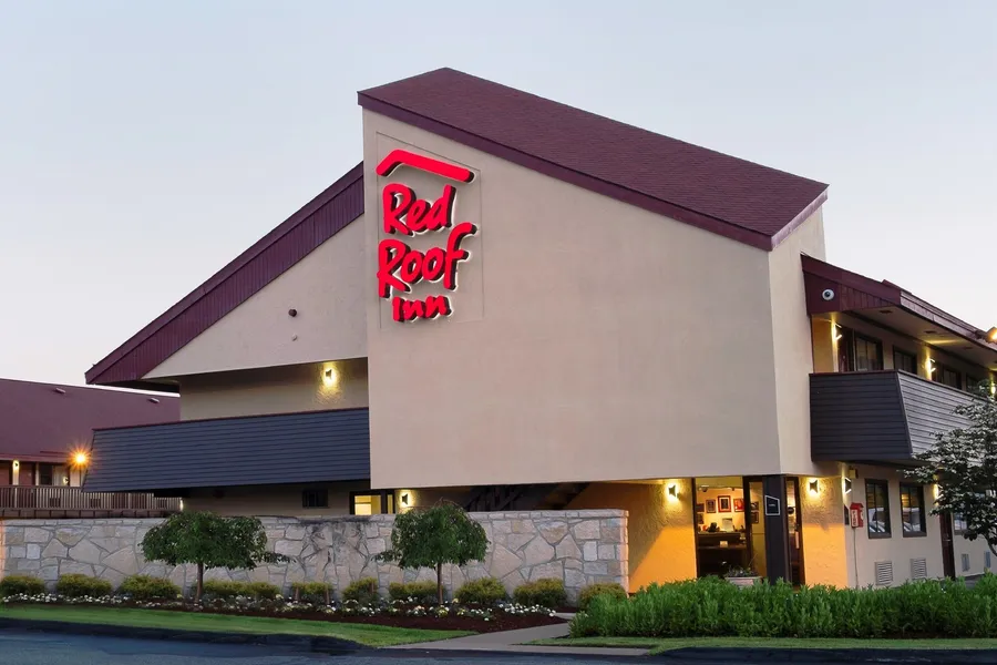 Red Roof Inn Edison hotel detail image 2