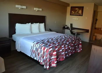 Red Roof Inn Jackson North - Ridgeland hotel thumbnail 7