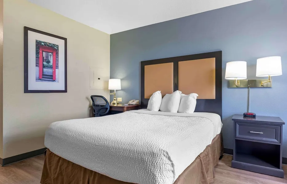 Extended Stay America Select Suites Chicago Hanover Park hotel detail image 6