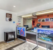 Motel 6 Atlanta Smyrna / Ballpark hotel detail image 3
