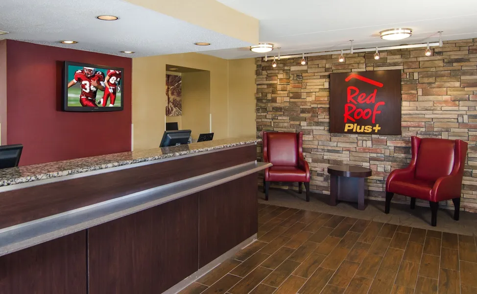 Red Roof Inn PLUS+ Baltimore-Washington DC/BWI Airport hotel detail image 6