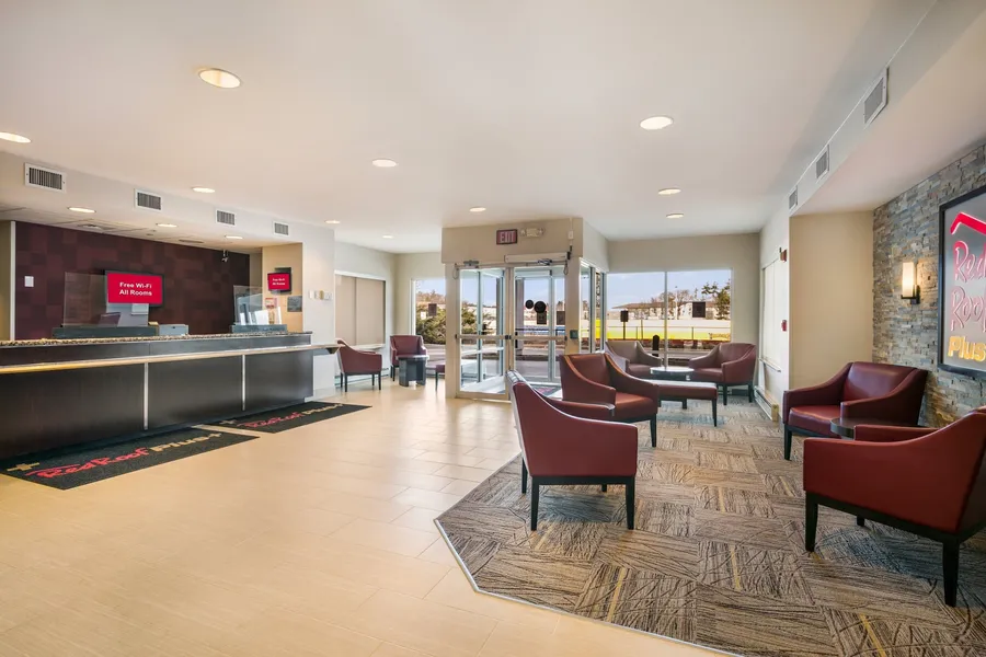 Red Roof Inn PLUS+ Boston - Logan hotel detail image 6