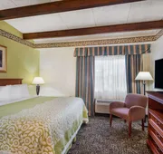 Days Inn by Wyndham Rutland/Killington Area hotel detail image 5