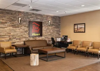 Red Roof Inn Plus San Francisco Airport hotel thumbnail 5