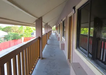 Executive Inn and Suites hotel thumbnail 4