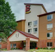 Red Roof Inn PLUS+ Raleigh Downtown – NCSU/Conv Center hotel detail image 3