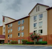 Red Roof Inn PLUS+ Raleigh Downtown – NCSU/Conv Center hotel detail image 4