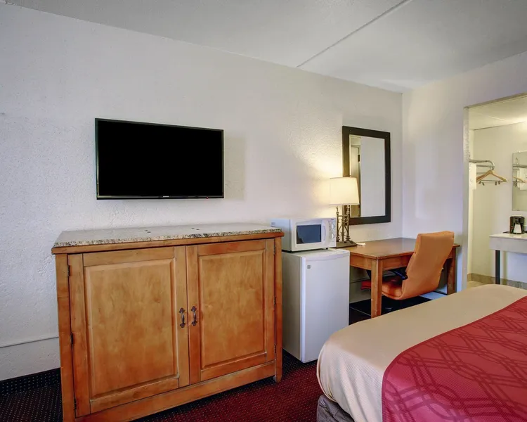 Rodeway Inn New Braunfels - San Antonio Area hotel detail image 6