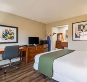 Rodeway Inn Portland Airport hotel detail image 5
