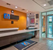 Motel 6 Eagle Pass, TX - Lakeside hotel detail image 5