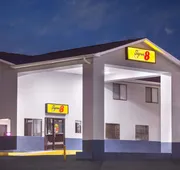 Super 8 by Wyndham Locust Grove hotel detail image 3