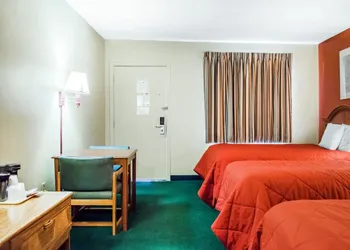 Rodeway Inn Harrisburg hotel thumbnail 8