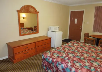 Red Carpet Inn Absecon hotel thumbnail 8