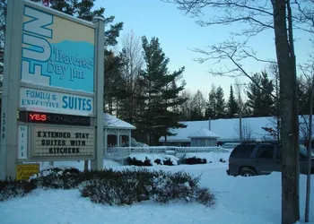 Traverse Bay Inn hotel thumbnail 2