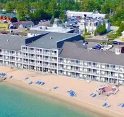 Hamilton Inn Select Beachfront Mackinaw City hotel detail image 5