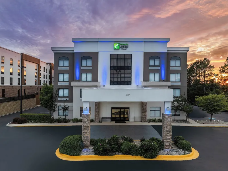 Holiday Inn Express & Suites Augusta West - Fort Gordon by IHG hotel detail image 2