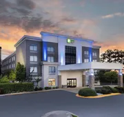 Holiday Inn Express & Suites Augusta West - Fort Gordon by IHG hotel detail image 3