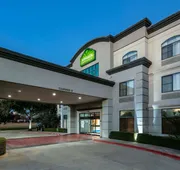 Wingate by Wyndham DFW / North Irving hotel detail image 4