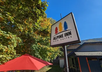 Alpine Inn & Suites hotel thumbnail 3