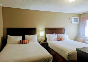 Alpine Inn & Suites hotel thumbnail 6