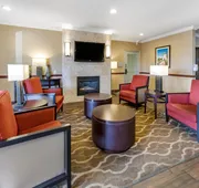 Comfort Suites Near Six Flags Magic Mountain hotel detail image 4