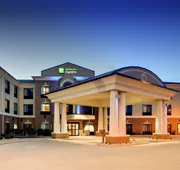 Holiday Inn Express Hotel & Suites Peru - Lasalle Area by IHG hotel detail image 4