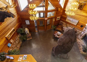 Lodge at Palmer Gulch hotel thumbnail 3